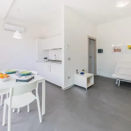 Ξενοδοχείο με διαμερίσματα Salento & 3*