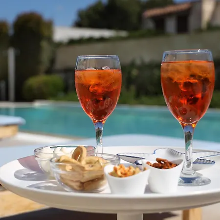 Ξενοδοχείο με διαμερίσματα Salento & 3*