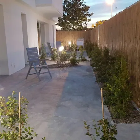 アパートホテル Salento &