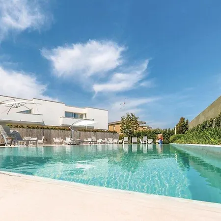 Aparthotel Salento & San Cataldo (Apulia)