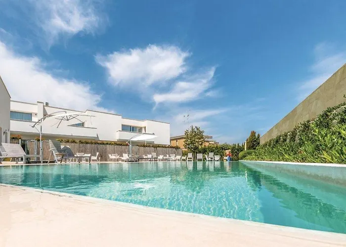 Aparthotel Salento & San Cataldo (Apulia)